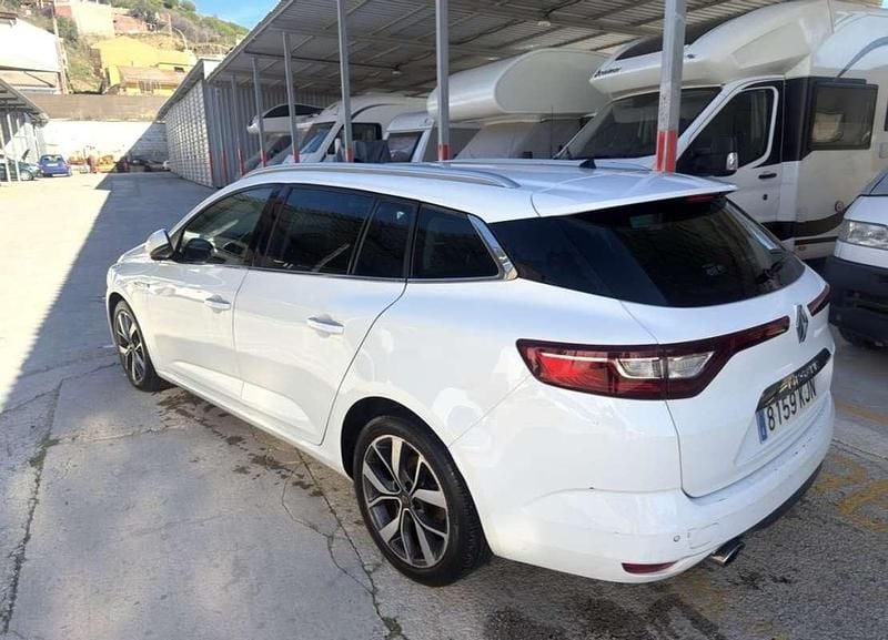 Usado Renault Mégane IV Bose Edition 132 CV (97 kW) 2018 Blanco Utilitario