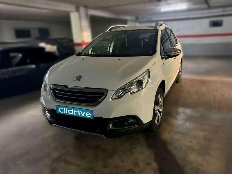 Usado Peugeot 2008 Style 99 CV (72 kW) 2015 Blanco SUV