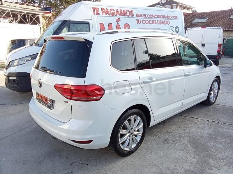 Usado VW Touran Sportline 110 CV (80 kW) 2016 Blanco Monovolumen