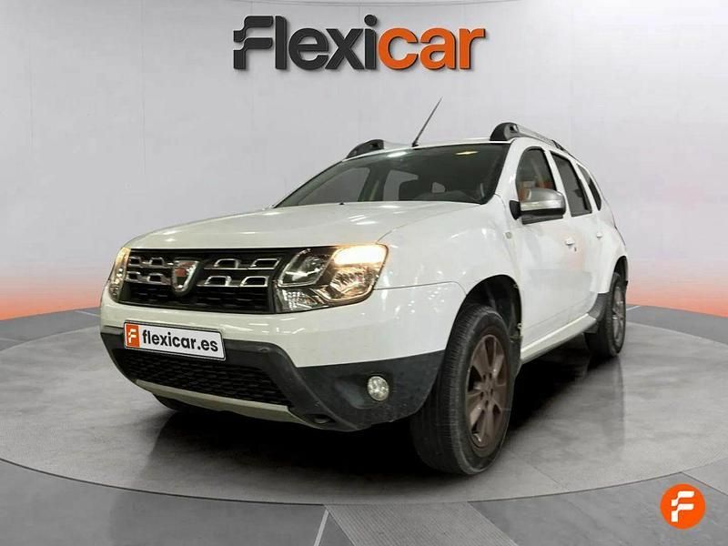 Usado Dacia Duster Ambiance 109 CV (80 kW) 2015 Blanco SUV