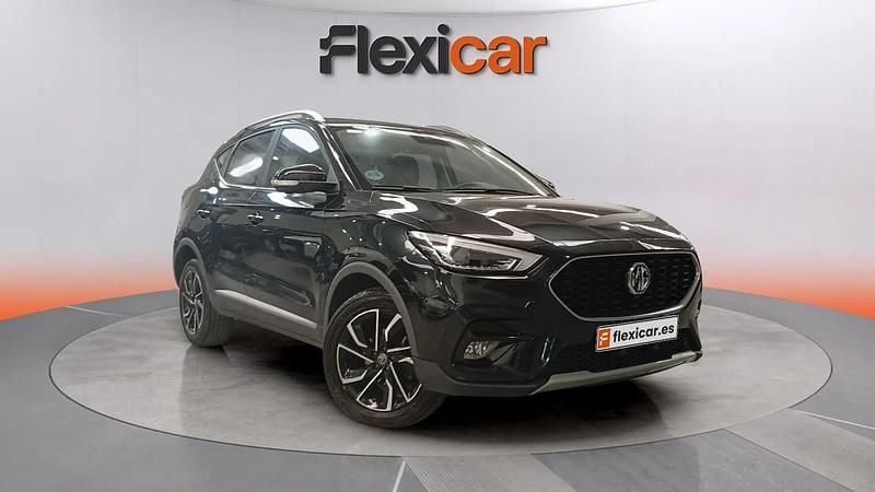 Usado MG ZS Luxury 111 CV (81 kW) 2022 Negro Berlina