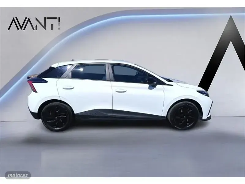 Usado MG MG4 EV 125 kW (170 CV) 2023 Blanco Utilitario