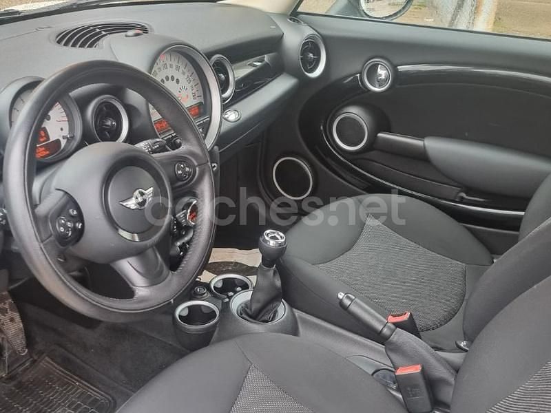 Usado Mini Cooper D 116 CV (85 kW) 2014 Blanco Utilitario