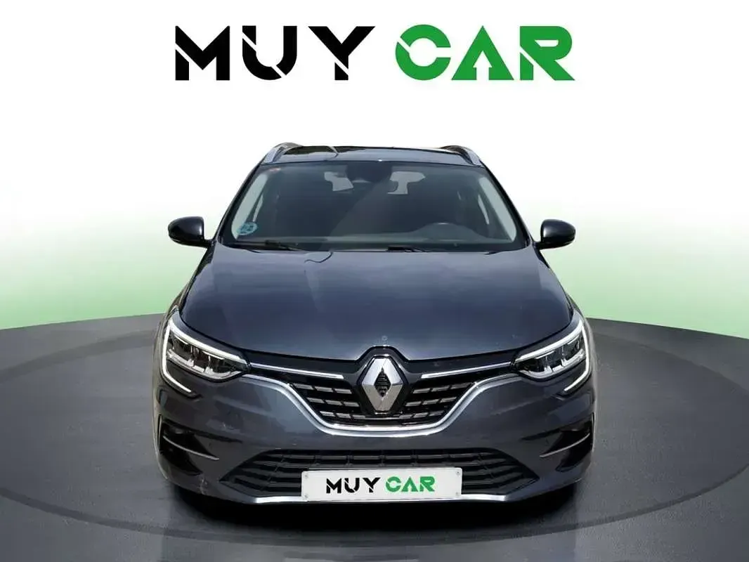 Usado Renault Mégane GrandTour R.S. 140 CV (102 kW) 2021 Gris Familiar