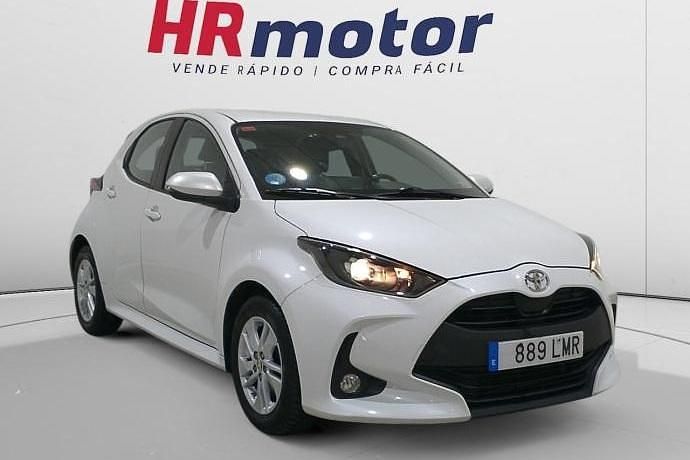 Usado Toyota Yaris Edition 125 CV (91 kW) 2021 Utilitario