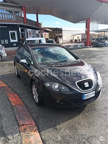 Negro Usado 2006 Seat Leon Reference Berlina | 4800 € (Precio justo) - Imagen 1/4