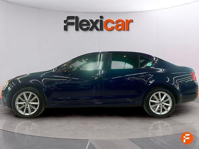 Usado Skoda Octavia Ambition 150 CV (110 kW) 2016 Azul Berlina