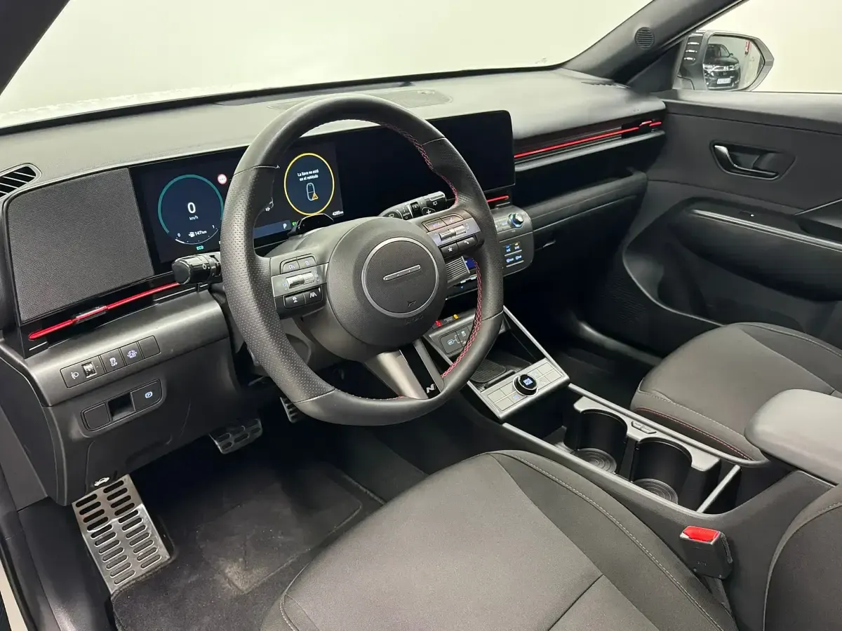 Usado Hyundai Kona N Line 141 CV (103 kW) 2024 Blanco SUV