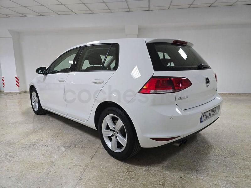 Usado VW Golf VII Advance 150 CV (110 kW) 2013 Blanco Berlina