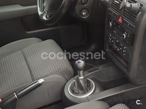 Gris / plata Usado 2003 Audi A2 Utilitario | 3000 € (Super precio) - Imagen 1/4