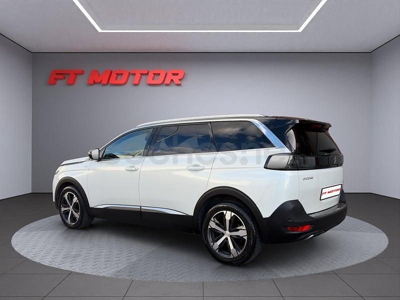 Usado Peugeot 5008 GT 180 CV (132 kW) 2022 Blanco SUV