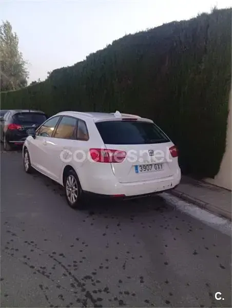 Usado Seat Ibiza ST Style 90 CV (66 kW) 2010 Blanco Familiar