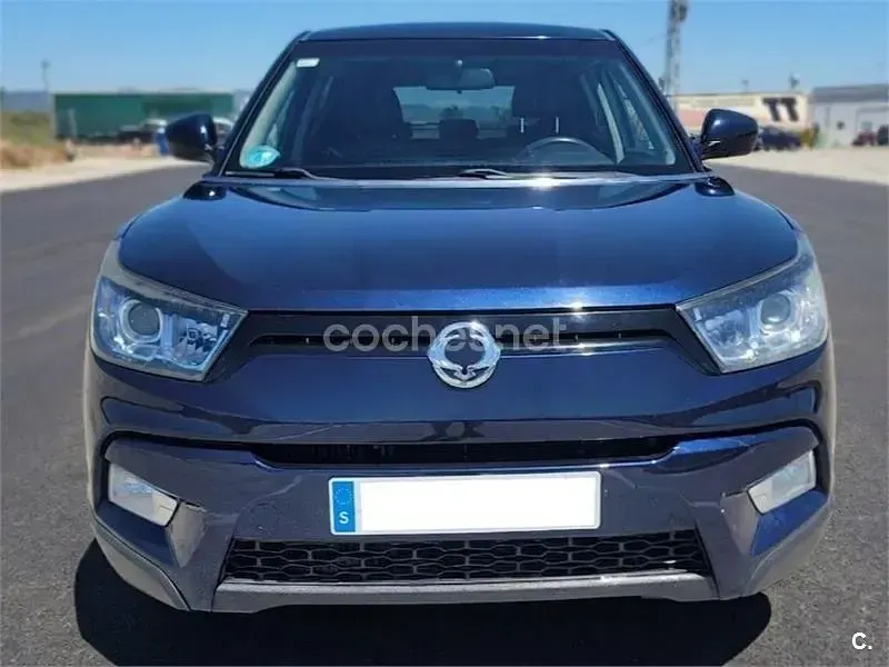 Usado SsangYong Tivoli 115 CV (84 kW) 2016 Azul SUV