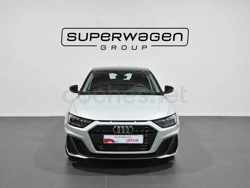 Usado Audi A1 Sportback 116 CV (85 kW) 2025 Gris / plata Utilitario