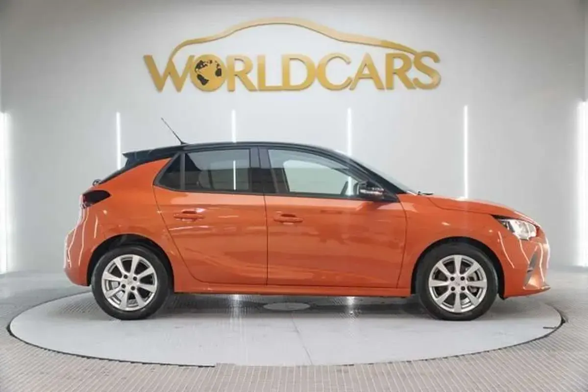 Usado Opel Corsa Edition 101 CV (74 kW) 2022 Naranja Utilitario