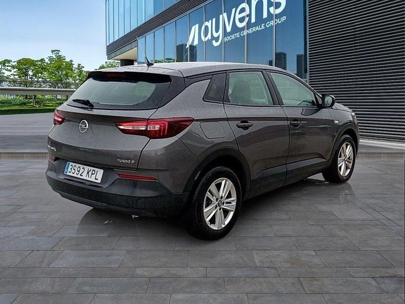 Usado Opel Grandland X Selective 120 CV (88 kW) 2018 Gris SUV