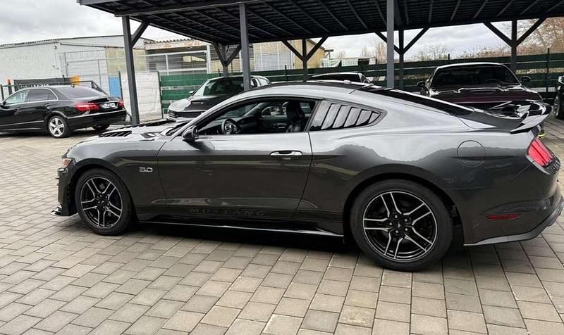 Usado Ford Mustang GT 417 CV (306 kW) 2016 Gris Coupe