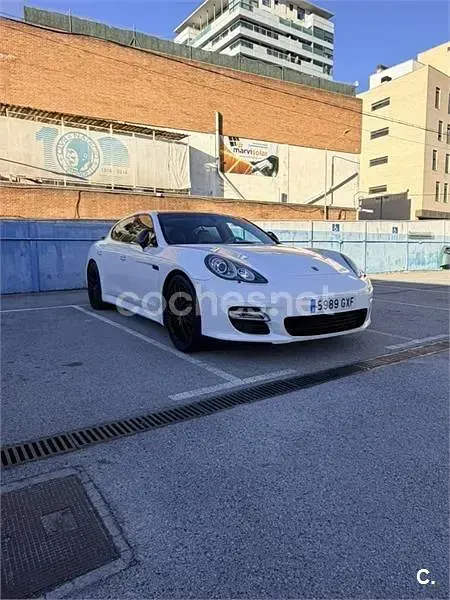 Usado Porsche Panamera Turbo 500 CV (367 kW) 2010 Blanco Utilitario