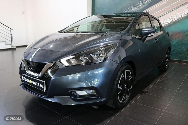 Usado Nissan Micra Acenta 92 CV (67 kW) 2022 Gris / plata Berlina