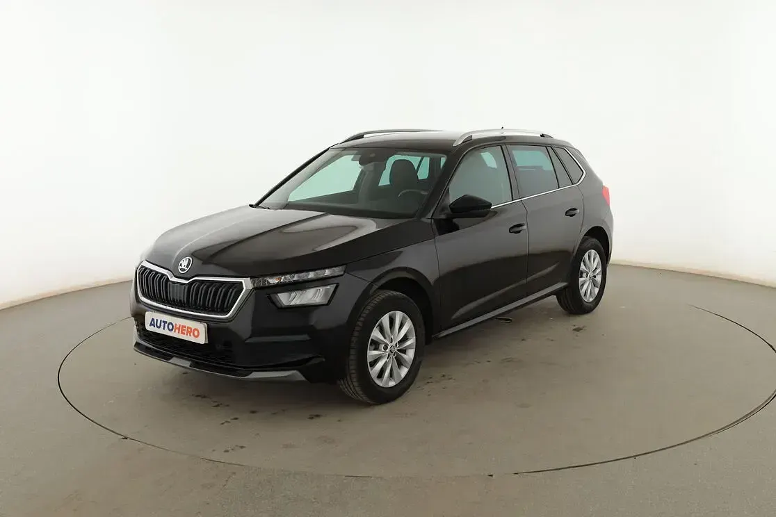 Usado Skoda Kamiq Ambition 110 CV (80 kW) 2022 SUV