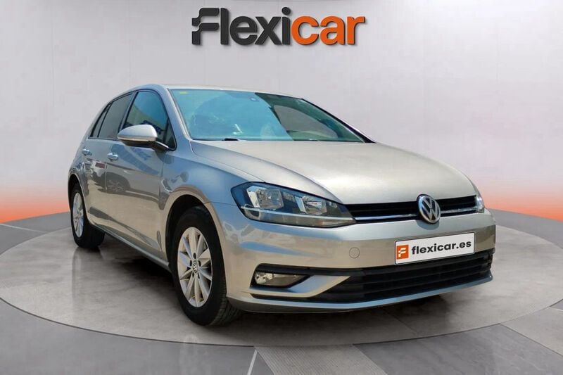 Gris Usado 2018 VW Golf VII Advance Berlina | 12.590 € - Imagen 1/4
