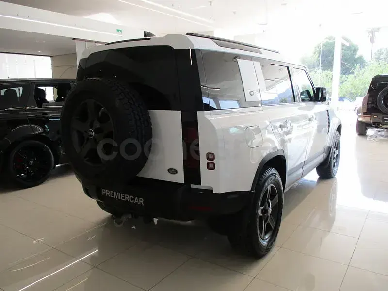 Usado Land Rover Defender S 249 CV (183 kW) 2023 Blanco SUV