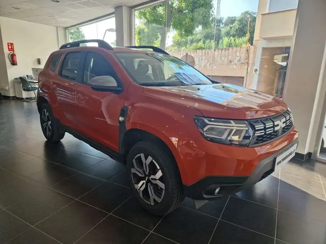 Usado Dacia Duster Prestige 101 CV (74 kW) 2023 Naranja SUV