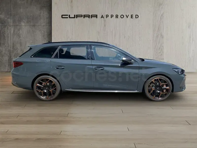 Usado Cupra Leon VZ 272 CV (200 kW) 2024 Azul Familiar