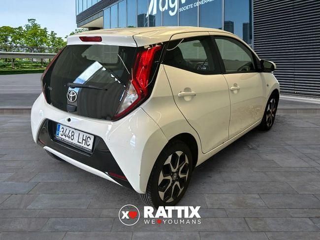 Usado Toyota Aygo Business Edition 72 CV (52 kW) 2020 Blanco Utilitario