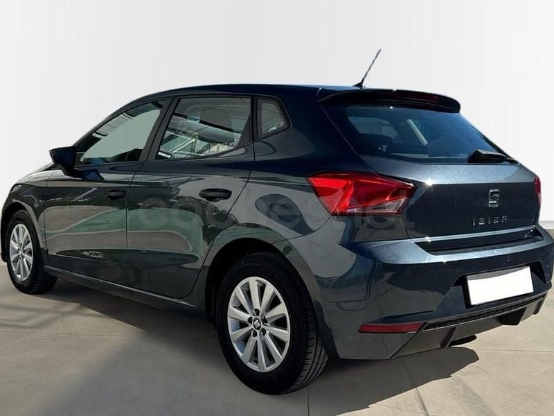 Usado Seat Ibiza Style 80 CV (58 kW) 2019 Azul Utilitario