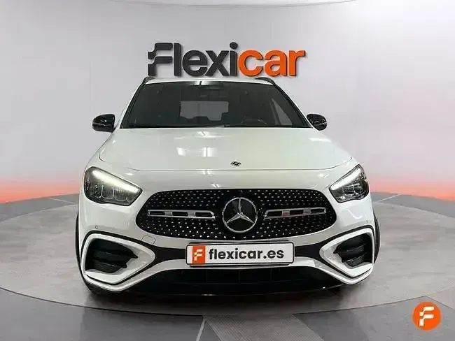 Usado Mercedes GLA250 218 CV (160 kW) 2023 Blanco SUV