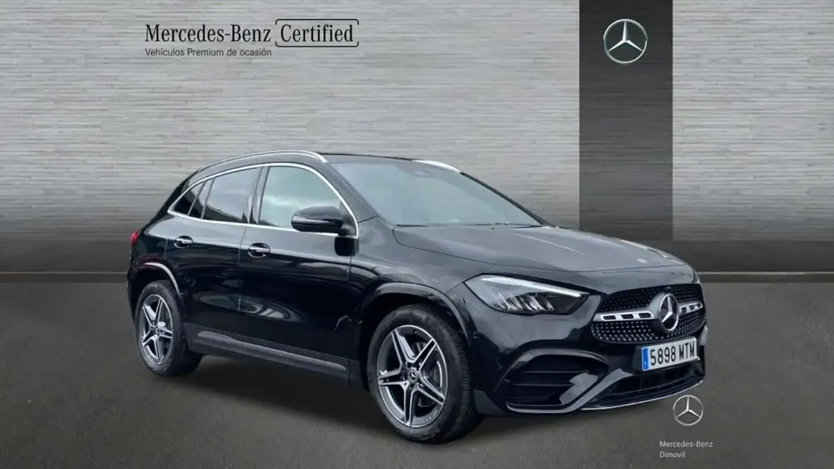 Usado Mercedes GLA200 150 CV (110 kW) 2024 Negro SUV