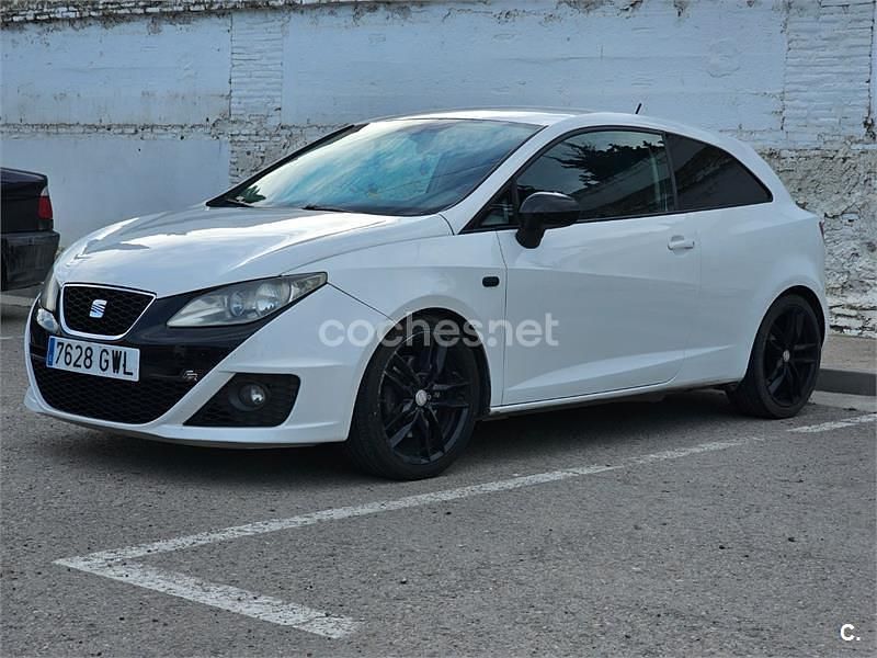 Usado Seat Ibiza SC FR 143 CV (105 kW) 2010 Blanco Utilitario