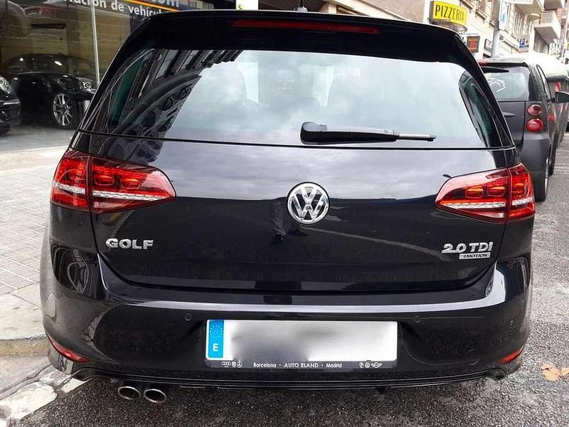 Usado VW Golf VII Sportline 150 CV (110 kW) 2015 Negro Utilitario
