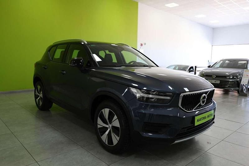 Usado Volvo XC40 Momentum 129 CV (94 kW) 2022 Azul SUV