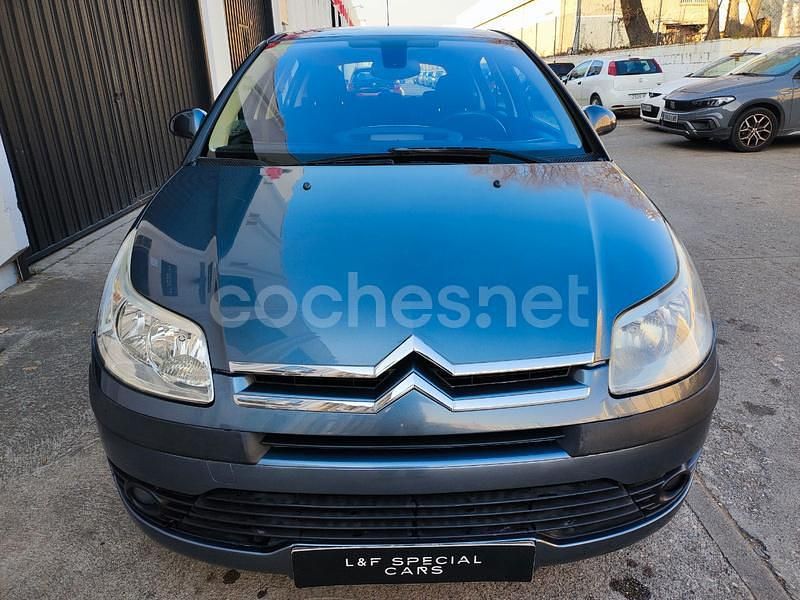 Usado Citroën C4 VTR Sport 110 CV (80 kW) 2005 Gris / plata Berlina
