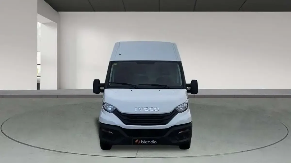 Usado Iveco Daily 158 CV (116 kW) 2022 Blanco Van