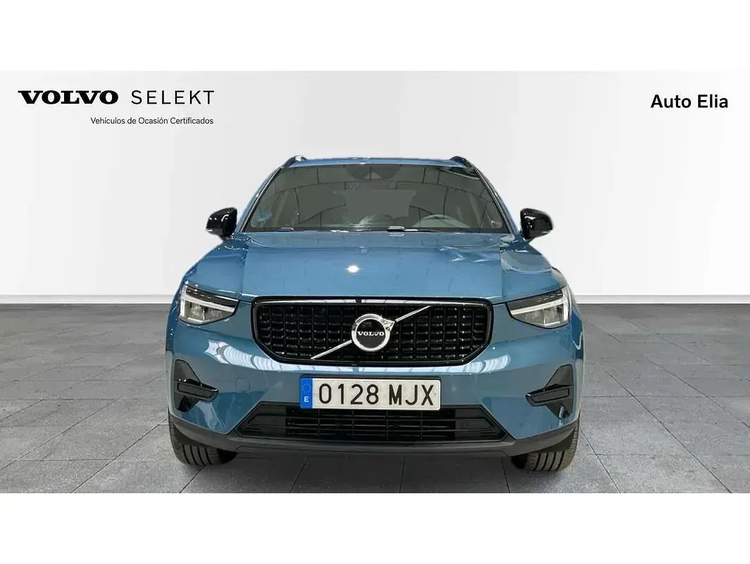 Usado Volvo XC40 Plus 211 CV (155 kW) 2023 Azul SUV