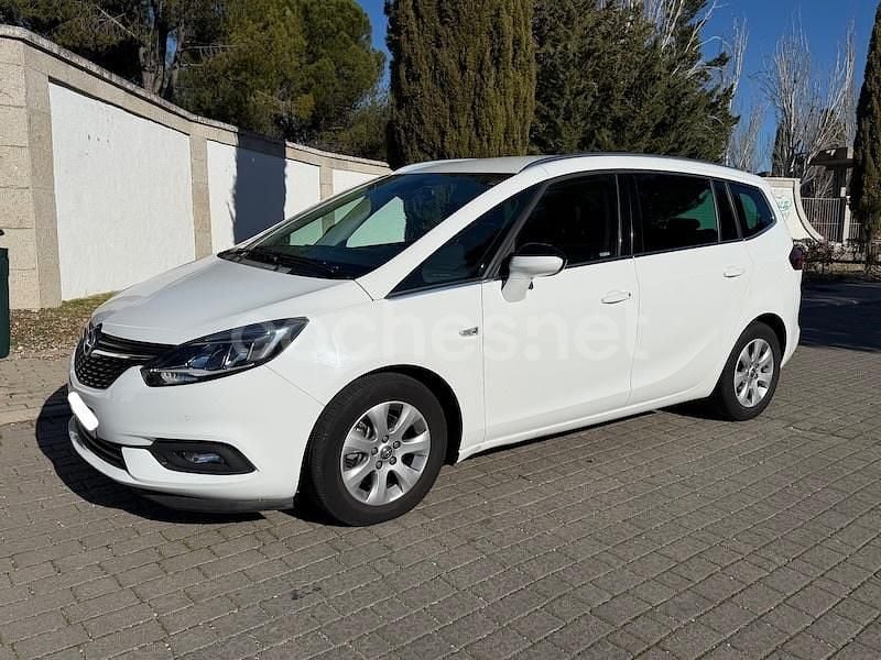 Usado Opel Zafira Tourer Excellence 140 CV (102 kW) 2017 Blanco Monovolumen