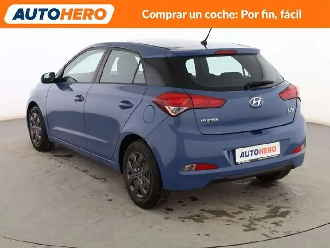 Käytetty Hyundai i20 84 HP (61 kW) 2017 Sininen Viistoperä