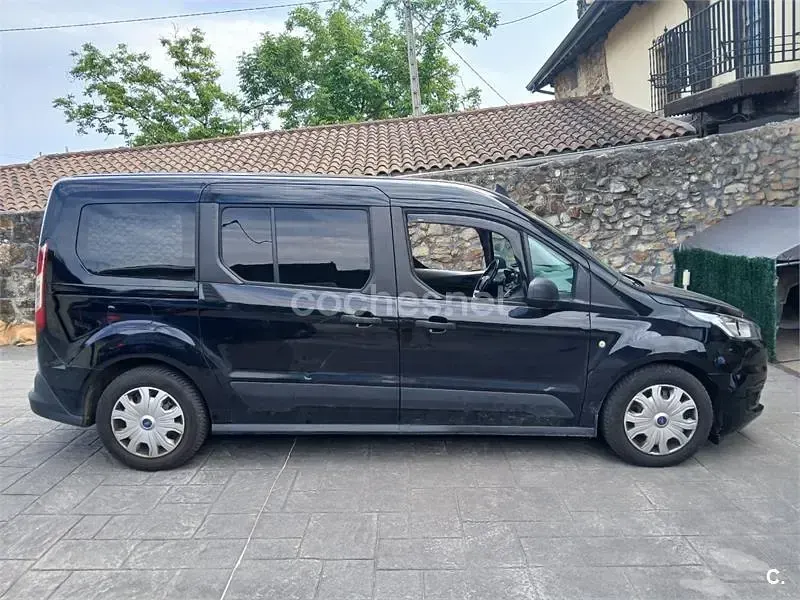 Usado Ford Transit Connect Trend 120 CV (88 kW) 2017 Negro Monovolumen