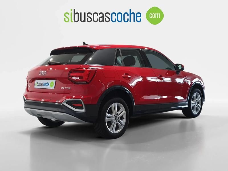 Usado Audi Q2 Advanced Plus 116 CV (85 kW) 2025 Rojo SUV