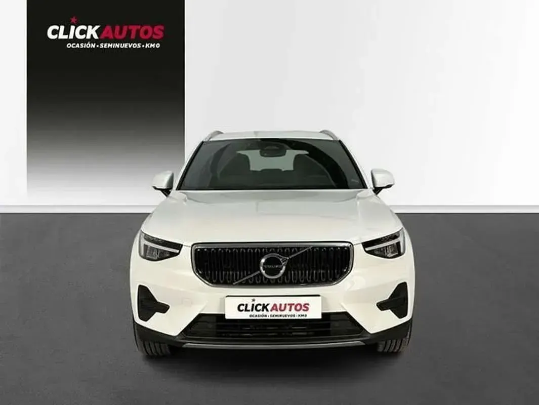 Usado Volvo XC40 Core 165 CV (121 kW) 2023 Blanco SUV
