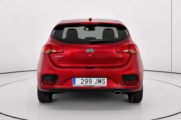 Usado Kia Ceed GT 90 HP (66 kW) 2016