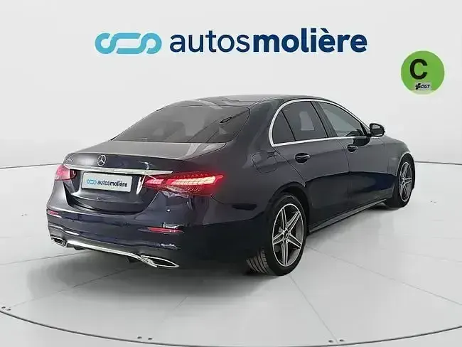 Usado Mercedes E220 194 CV (142 kW) 2021 Azul Berlina