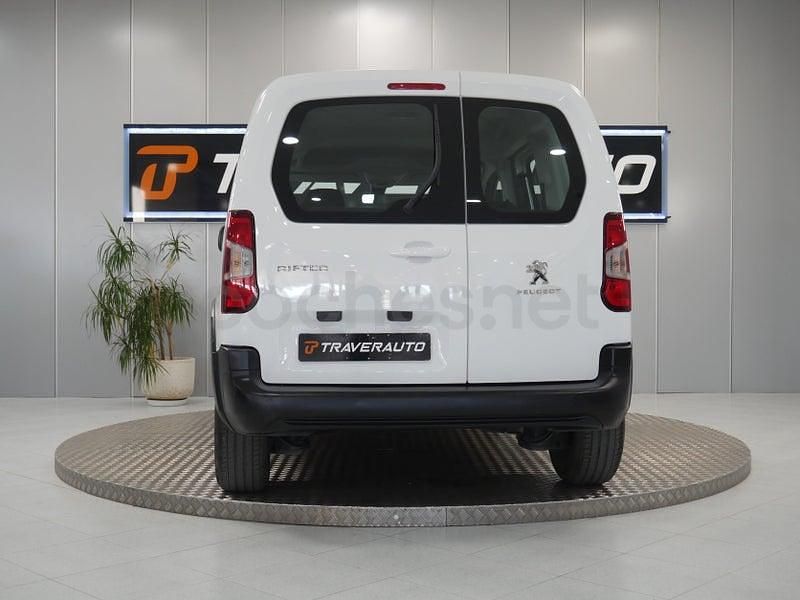 Usado Peugeot Rifter Active 100 CV (73 kW) 2021 Blanco Monovolumen