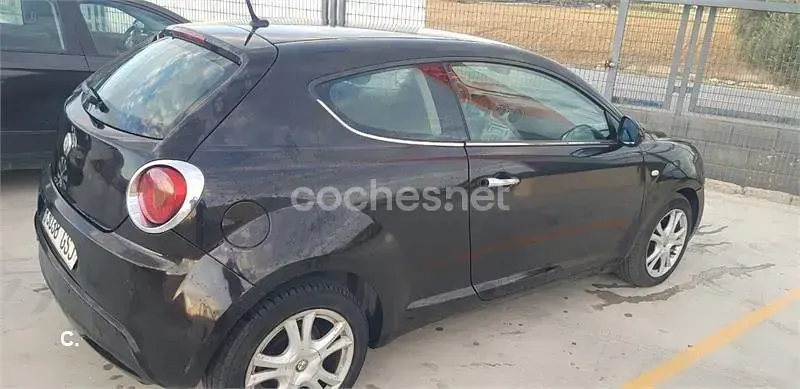 Usado Alfa Romeo MiTo Progression 120 CV (88 kW) 2009 Granate Utilitario