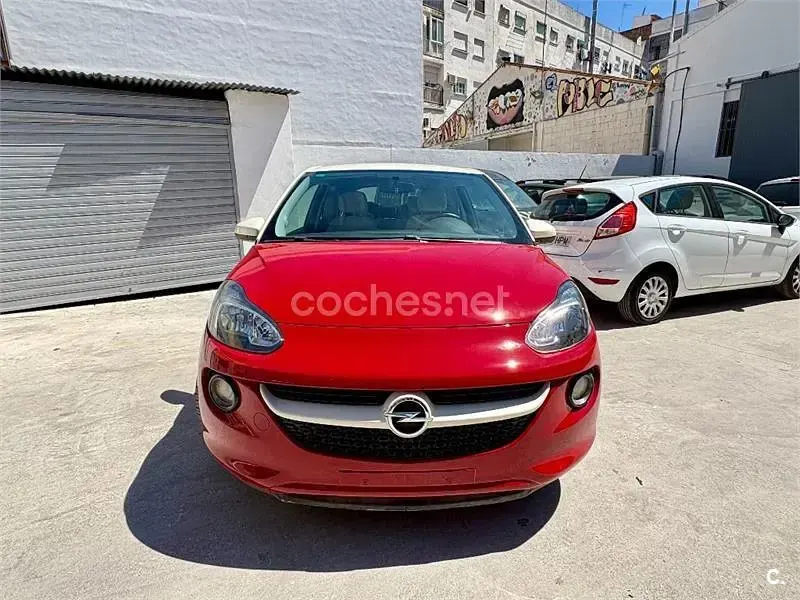 Usado Opel Adam Glam 87 CV (63 kW) 2015 Rojo Utilitario