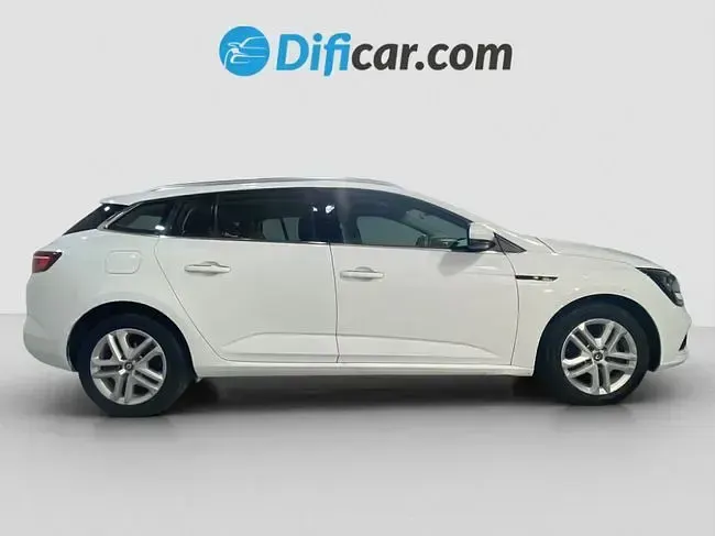 Usado Renault Mégane 110 CV (80 kW) 2017 Blanco