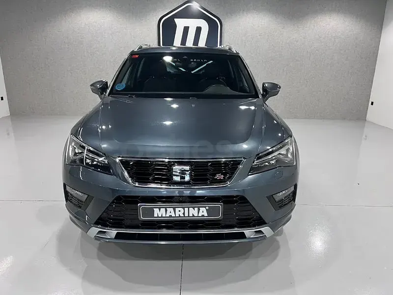 Usado Seat Ateca FR 150 CV (110 kW) 2020 Gris / plata SUV